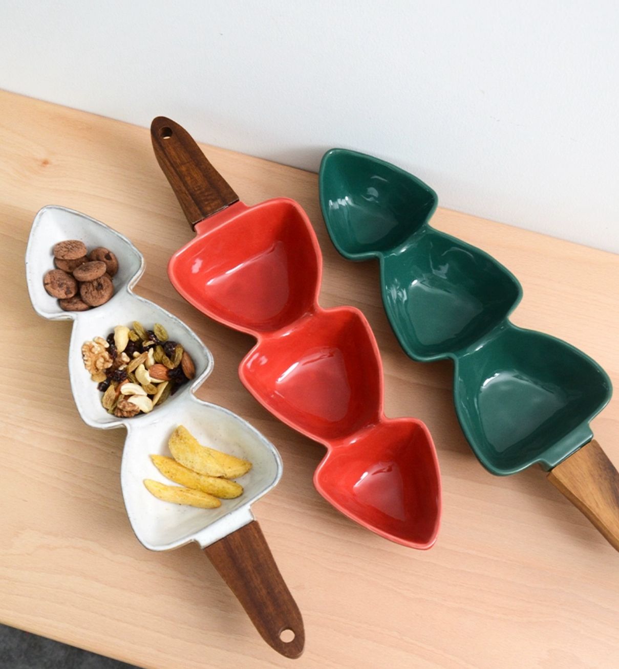 Christmas Tree Serving Trays – Ceramic & Wood Handle Set
